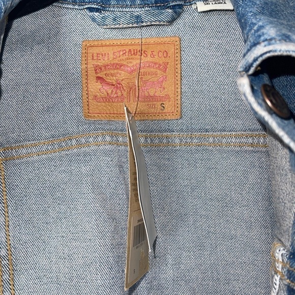 NWT LEVI'S Original Trucker Jean Jacket Size Small - Picture 8 of 11